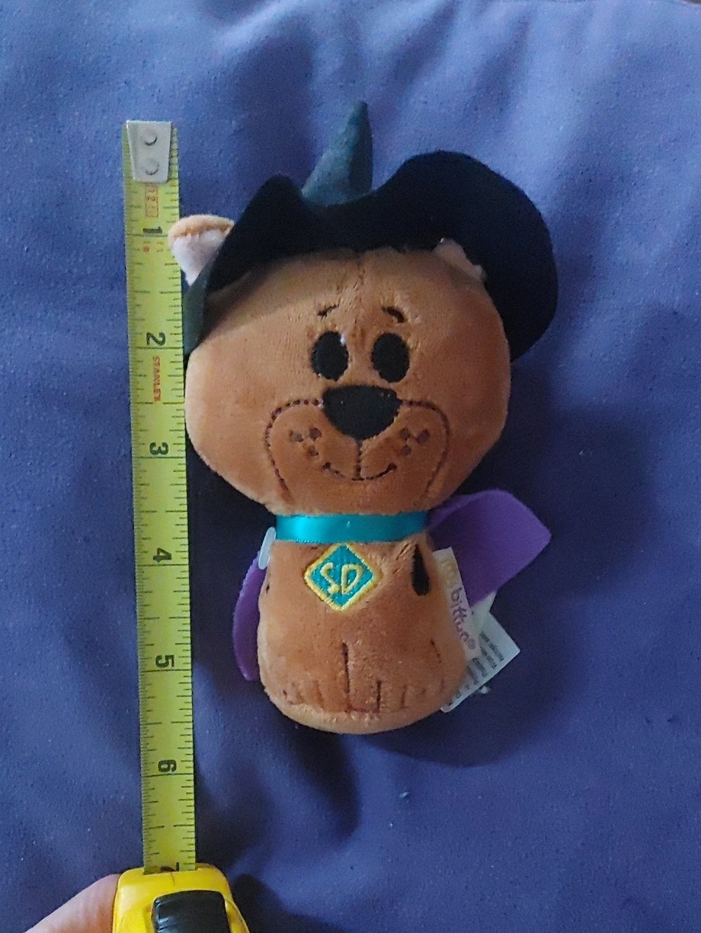 Hallmark Scooby-Doo Plush with Black Hat and Purple Cape